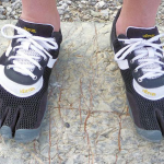 Barfuß Laufen – Gefahr für die Füße?